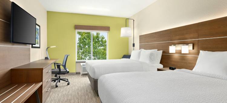 智选假日套房酒店阿克伦地区机场区(Holiday Inn Express & Suites Akron Regional Airport Area)图片