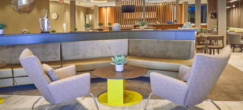 梅德福SpringHill Suites 酒店(SpringHill Suites Medford Airport)图片