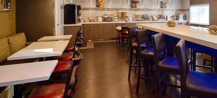 西拉伊尔德贝斯特韦斯特套房酒店(Best Western Hilliard Inn  Suites)图片