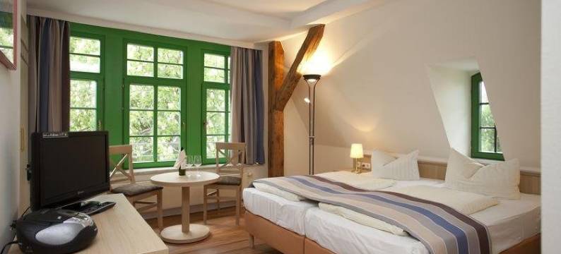 克林克艾姆施洛斯加茨豪斯酒店(Gutshaus am Schloss Klink)图片