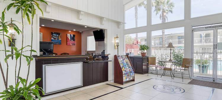 南方6号汽车旅馆(Motel 6 Santa Maria, CA - South)图片