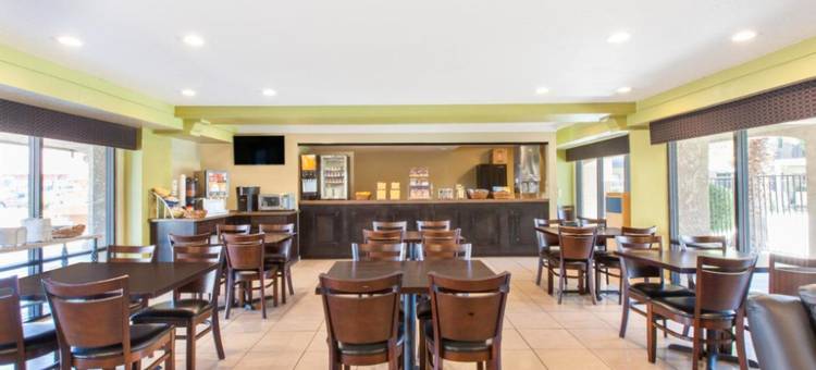 圣何塞戴斯酒店及会议中心(Days Inn by Wyndham San Jose)图片