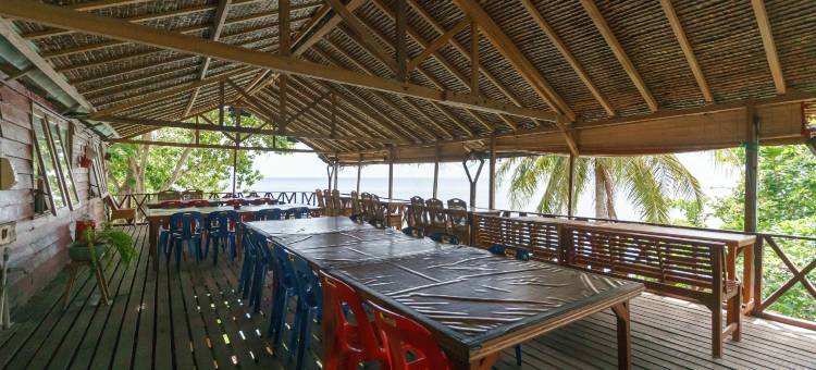 红门酒店@苏穆尔蒂加海滩沙邦亚齐(RedDoorz Syariah @ Sumur Tiga Beach Sabang)图片