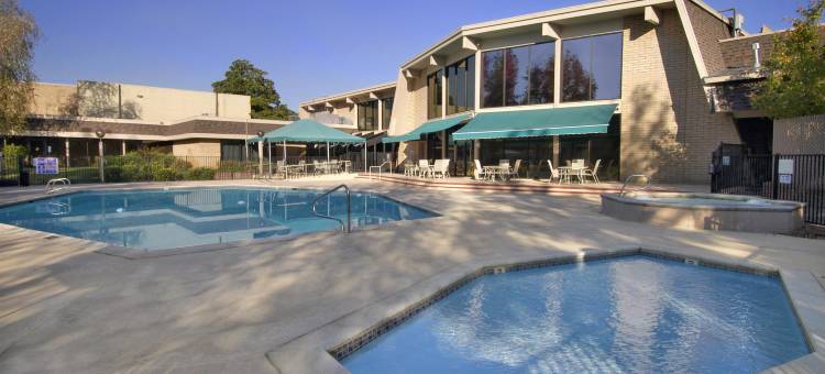 雷丁红狮酒店(Red Lion Hotel Redding)图片
