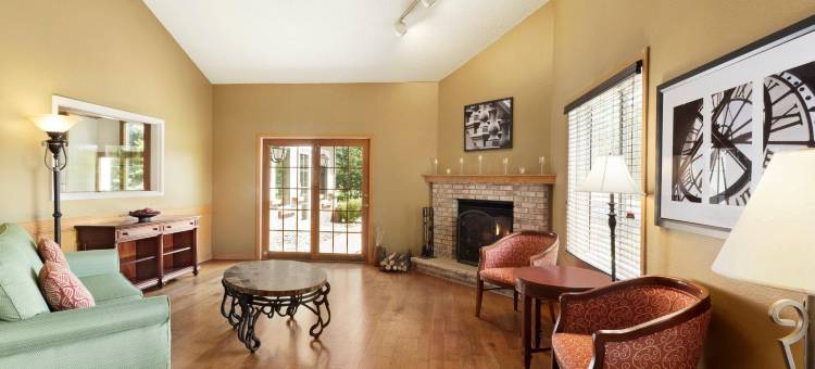 诺斯费尔德丽怡酒店(Country Inn & Suites by Radisson, Northfield, MN)图片