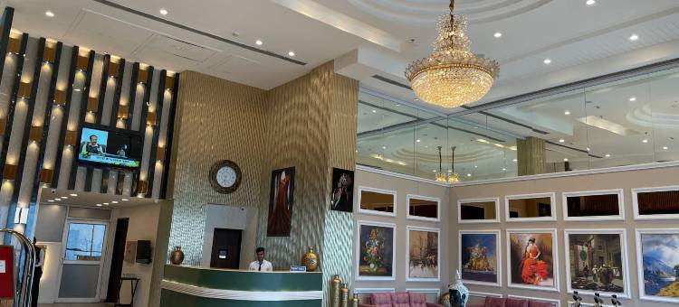 世界广场购物中心的SK Premium Park(SK Premium Park at World Square Mall)图片