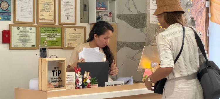 但丁隐居处(Dante's Hideaway)图片