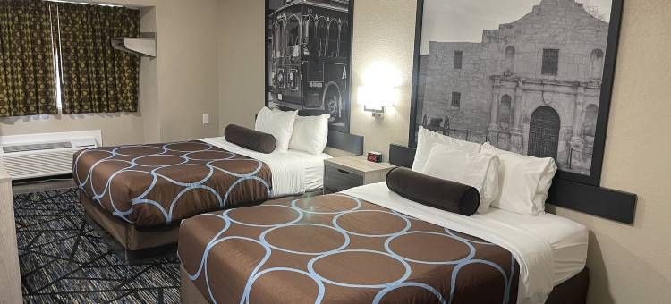 温德姆速8圣安东尼奥市中心酒店(Super 8 by Wyndham San Antonio Downtown NE)图片