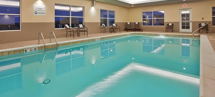 Candlewood Suites 堪萨斯市东北部(Candlewood Suites Kansas City Northeast)图片