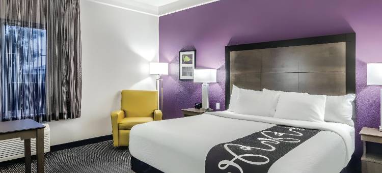 路易斯维尔丹佛博尔德拉昆塔温德姆套房酒店(La Quinta Inn & Suites by Wyndham Denver Boulder-Louisville)图片