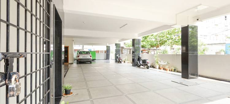 Fabhotel 卡尔蒂克耶公寓(FabHotel Karthikeya Residency - Tirupati Bus Stand - 900m)图片