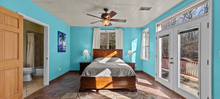 Sleeps 20. Inside Lake Norman State Park; Kayaks, Canoes, Theater, Pool Table图片