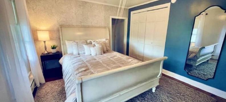 Sunset Chateau图片