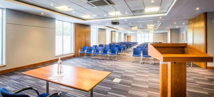 伦敦盖特威克机场假日酒店(Holiday Inn London - Gatwick Airport)图片