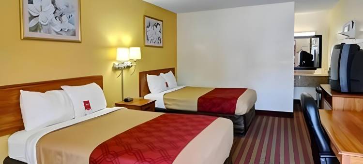 尼尔摩托斯比威伊克诺旅馆(Econo Lodge Near Motor Speedway)图片