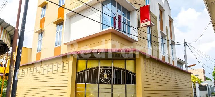 亚当马利克宾馆-靠近丽嘉ICC棉兰-米特拉红门酒店(Adam Malik Guesthouse Near Regale ICC Medan Mitra RedDoorz)图片