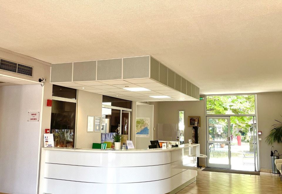 Le Clos de l'Aube Rouge - Montpellier / Castelnau le Lez Hotel Overview