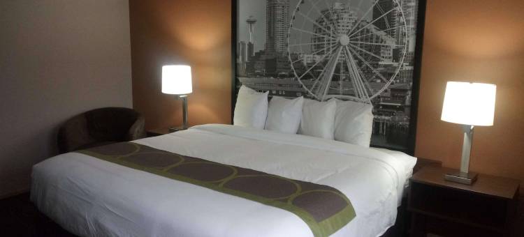 林伍德温德姆速8酒店(Super 8 by Wyndham Lynnwood)图片