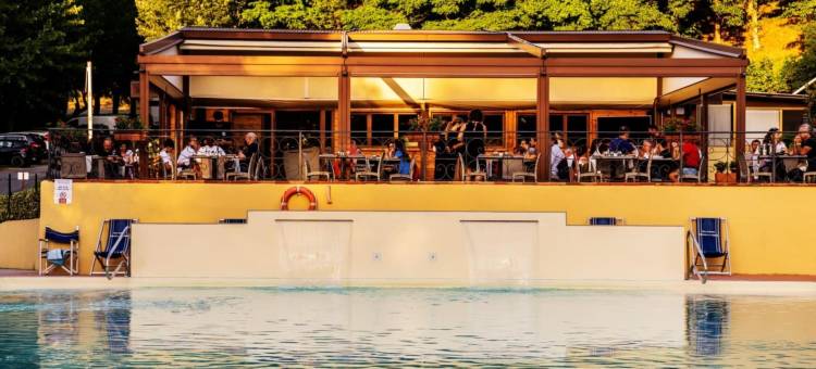 木吉罗维尔德营地村酒店(Camping Village Mugello Verde)图片