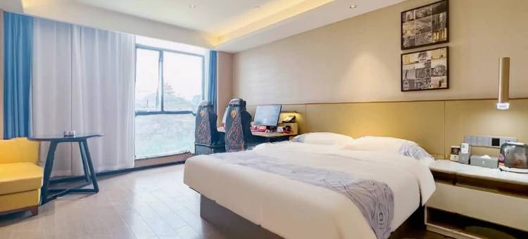 ETAnt·奢电竞酒店(来宾武宣大洋城汽车总站店)图片