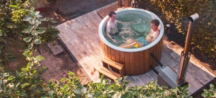 度假屋带露台在Bedafse Bergen(Holiday Home with a Terrace at Bedafse Bergen)图片