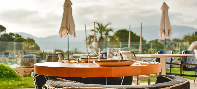 老港金色郁金香酒店(Golden Tulip Porto Vecchio)图片