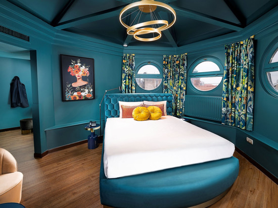 三隅酒店集团-艺术酒店