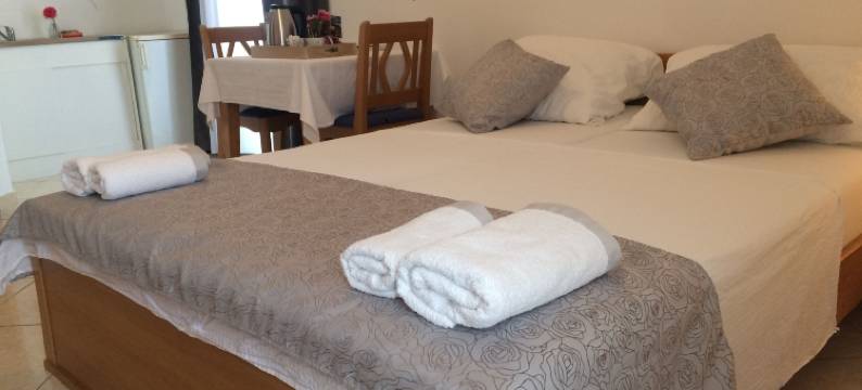 梅纳洛别墅酒店(Villa Menalo)图片