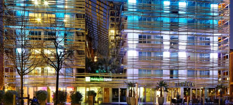 巴黎加纳尔德拉维莱特智选假日酒店(Holiday Inn Express Paris - Canal de La Villette)图片