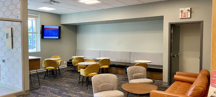 温尼伯西温德姆豪生酒店(Howard Johnson by Wyndham Winnipeg West)图片