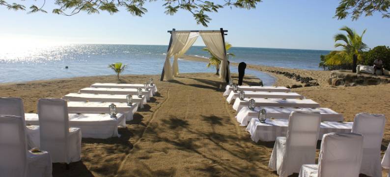 斐济沃里沃里海滩度假村(Volivoli Beach Resort)图片