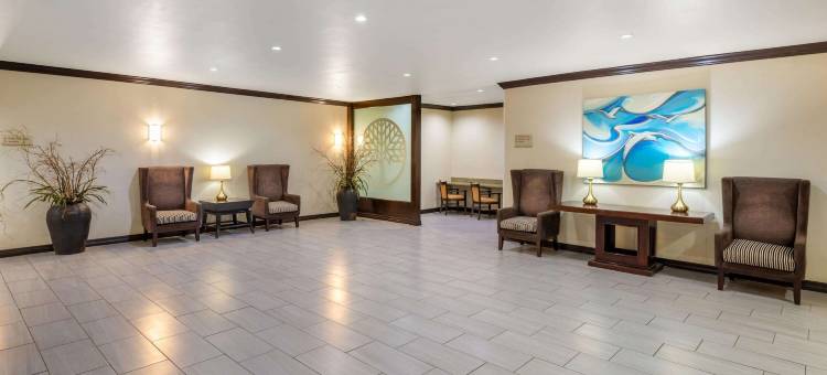 Hawthorn Suites by Wyndham Lubbock图片