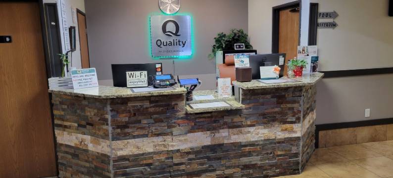 萨利娜国家森林区品质套房酒店(Quality Inn & Suites Salina National Forest Area)图片