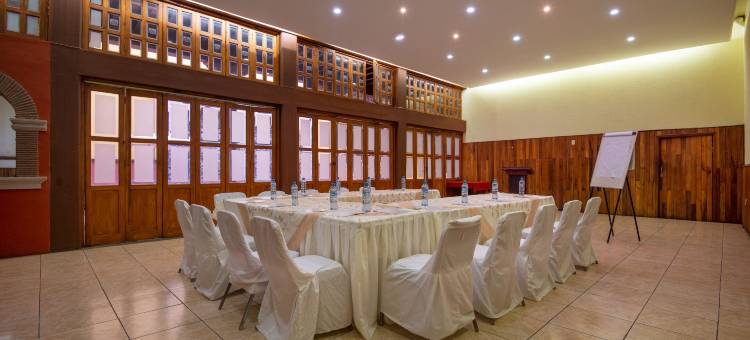 拉帕罗奎亚酒店(Hotel la Parroquia)图片
