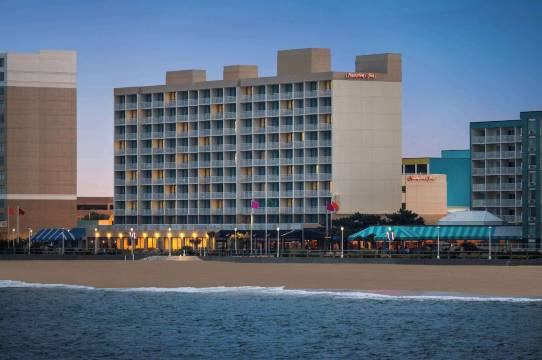 维吉尼亚海滩南海滨欢朋酒店(Hampton Inn Virginia Beach-Oceanfront South)