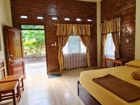 婆罗浮屠阿努格拉1＆2旅馆