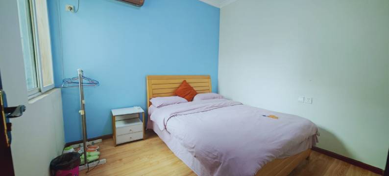 小宝公寓(虹湾路分店)图片