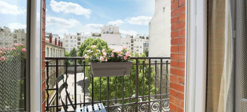 Yays Paris Zola by Numa图片