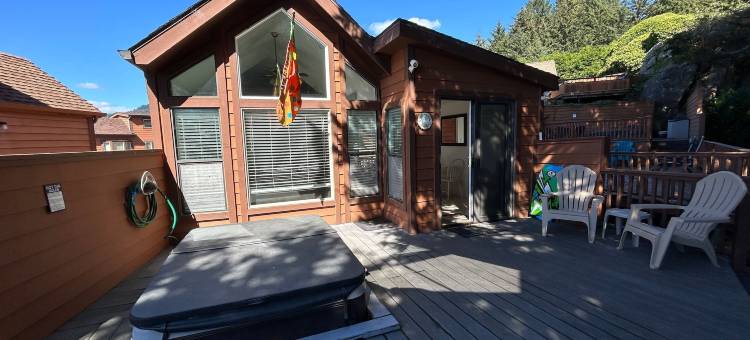 带私人按摩浴缸的海景小屋18(Oceanview Cabin 18 with Private Jacuzzi)图片