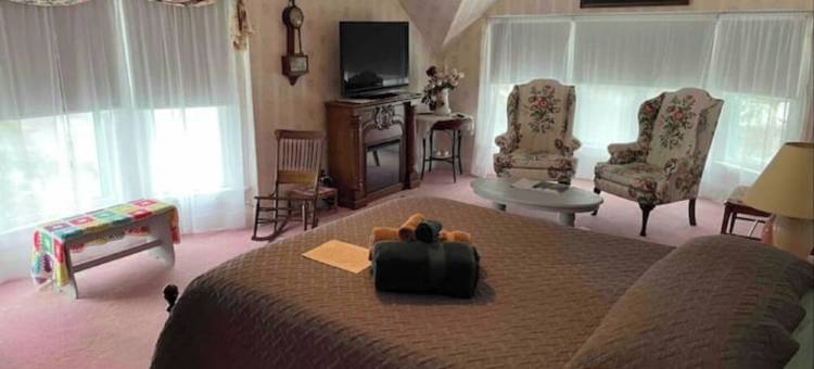 Rivers Edge Victorian Inn图片