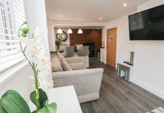 Tower Apartment Hotel Overview