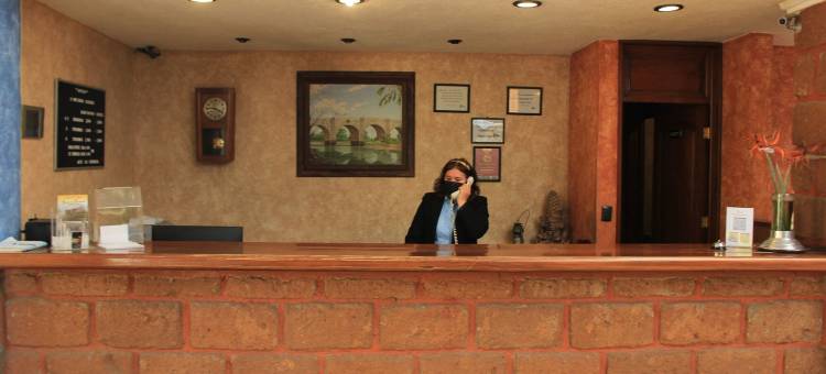 梅森德尔蓬特酒店(Hotel Meson del Puente)图片