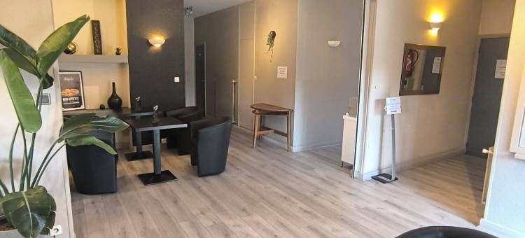 阿多尼斯里昂东酒店(Adonis Lyon Est Hôtel Artys)图片