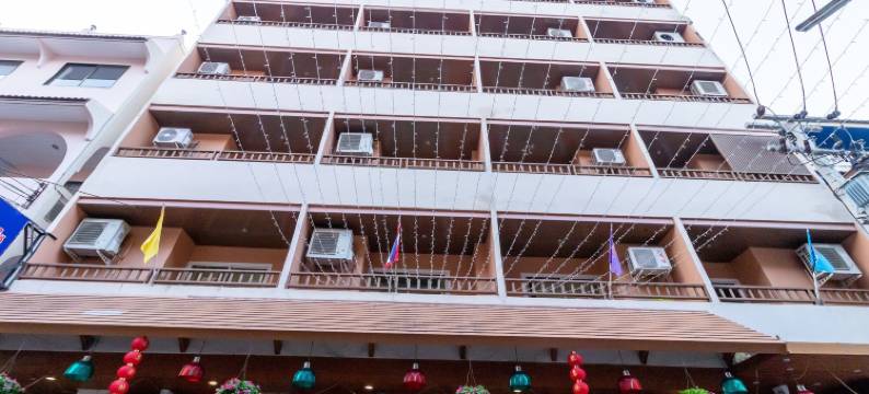 瑟普莱海滩酒店(Thipurai Beach Hotel)图片