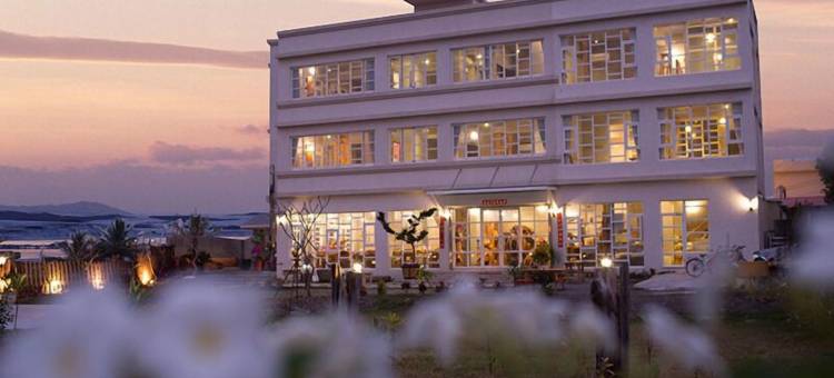 屏东水映自在会馆图片