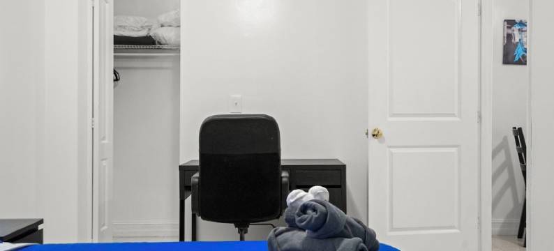 Cozy & Centrally Located Full Guesthouse- Sleeps 4. Short drive to everything!图片