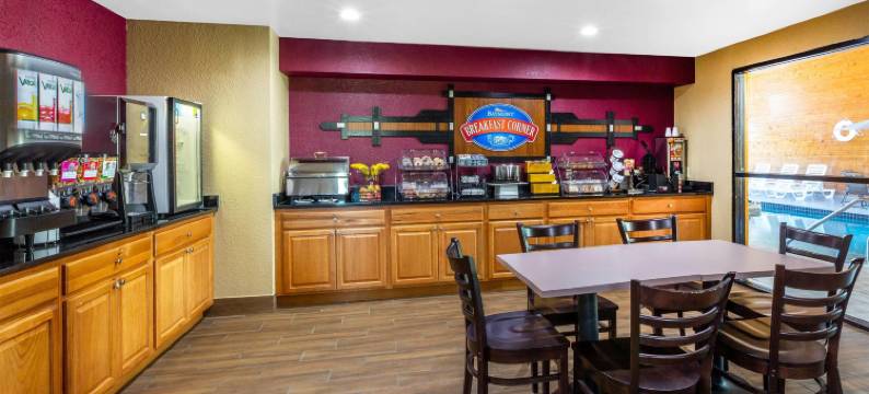 穆克纳戈呗盟套房酒店(Baymont by Wyndham Mukwonago)图片