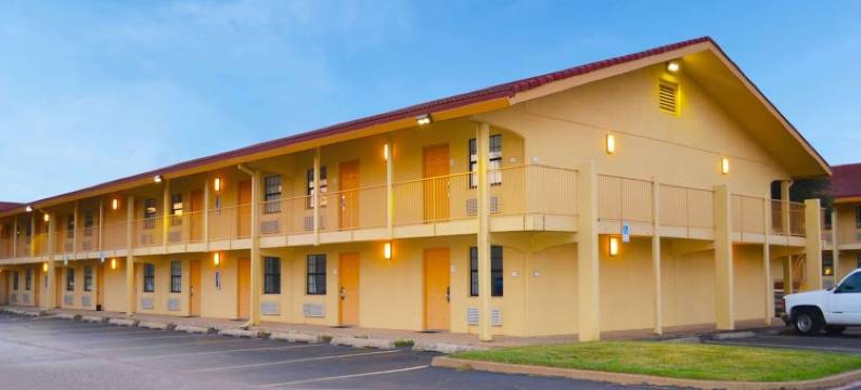 特克萨卡纳马格努森酒店(The Grand by Capital O Texarkana I-30)图片