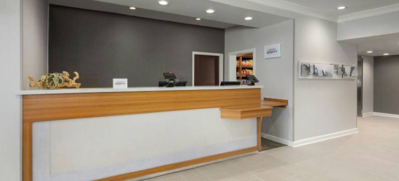 赫恩登雷斯顿万豪SpringHill酒店(SpringHill Suites Herndon Reston)图片