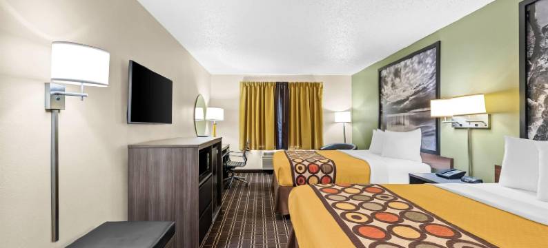 沃特敦威斯康辛速8酒店(Super 8 by Wyndham Watertown WI)图片